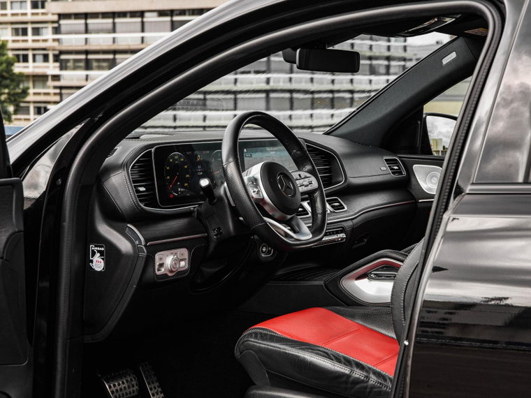 Vehicle Image 10