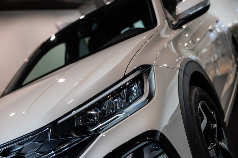 Vehicle Image 13