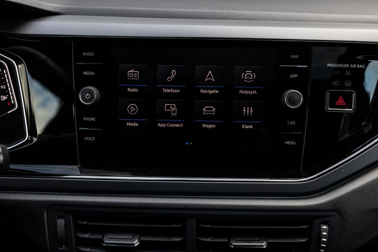 Vehicle Image 40