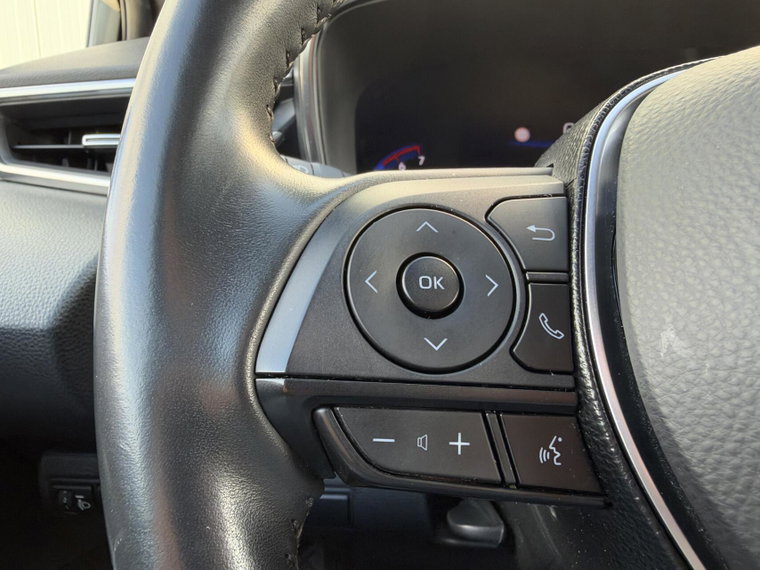 Vehicle Image 22