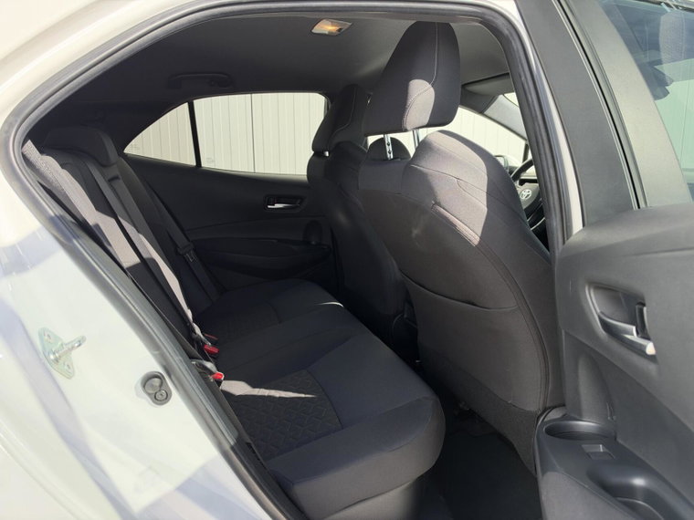 Vehicle Image 38