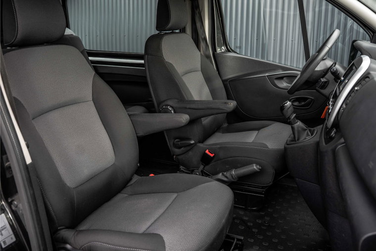 Vehicle Image 13