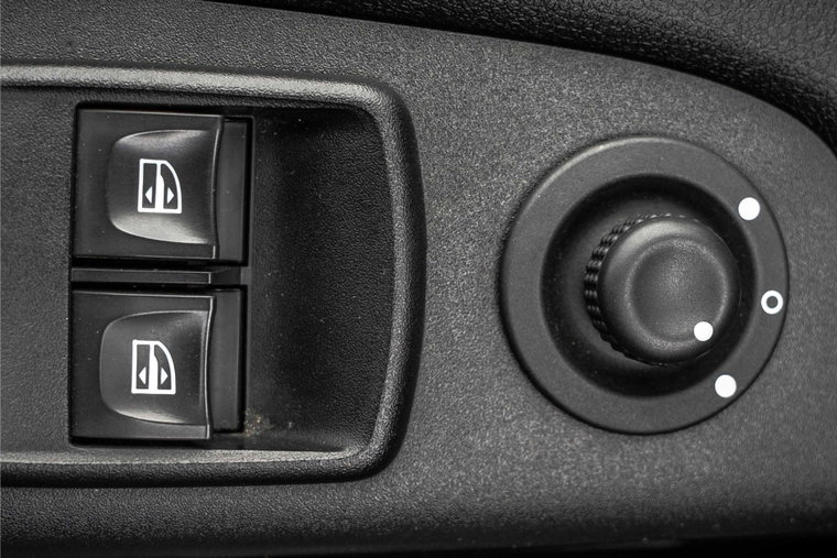 Vehicle Image 24