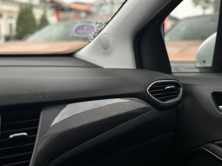 Vehicle Image 36