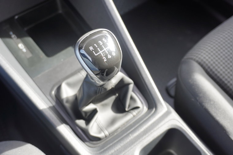 Vehicle Image 25