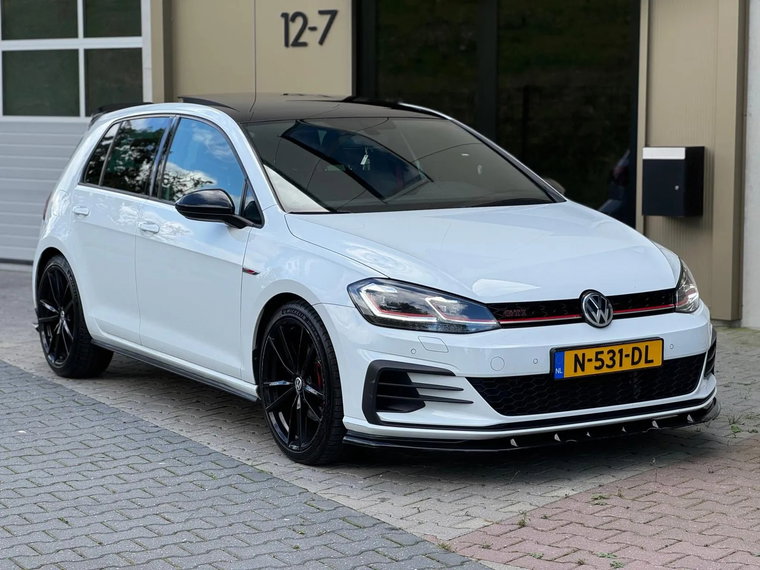 Vehicle Image 19