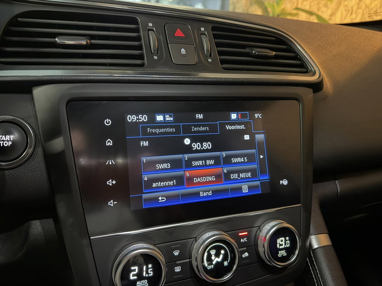 Vehicle Image 40