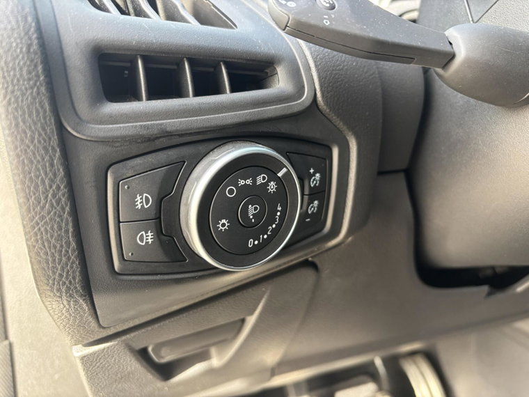 Vehicle Image 24