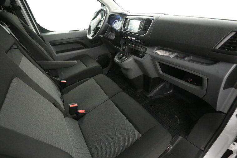 Vehicle Image 24