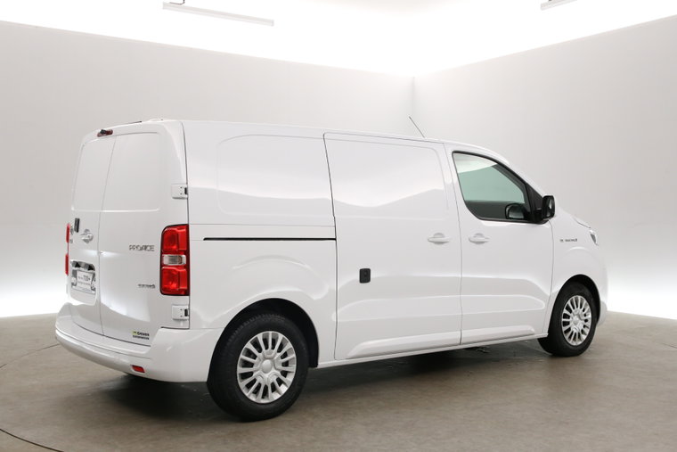 Vehicle Image 28