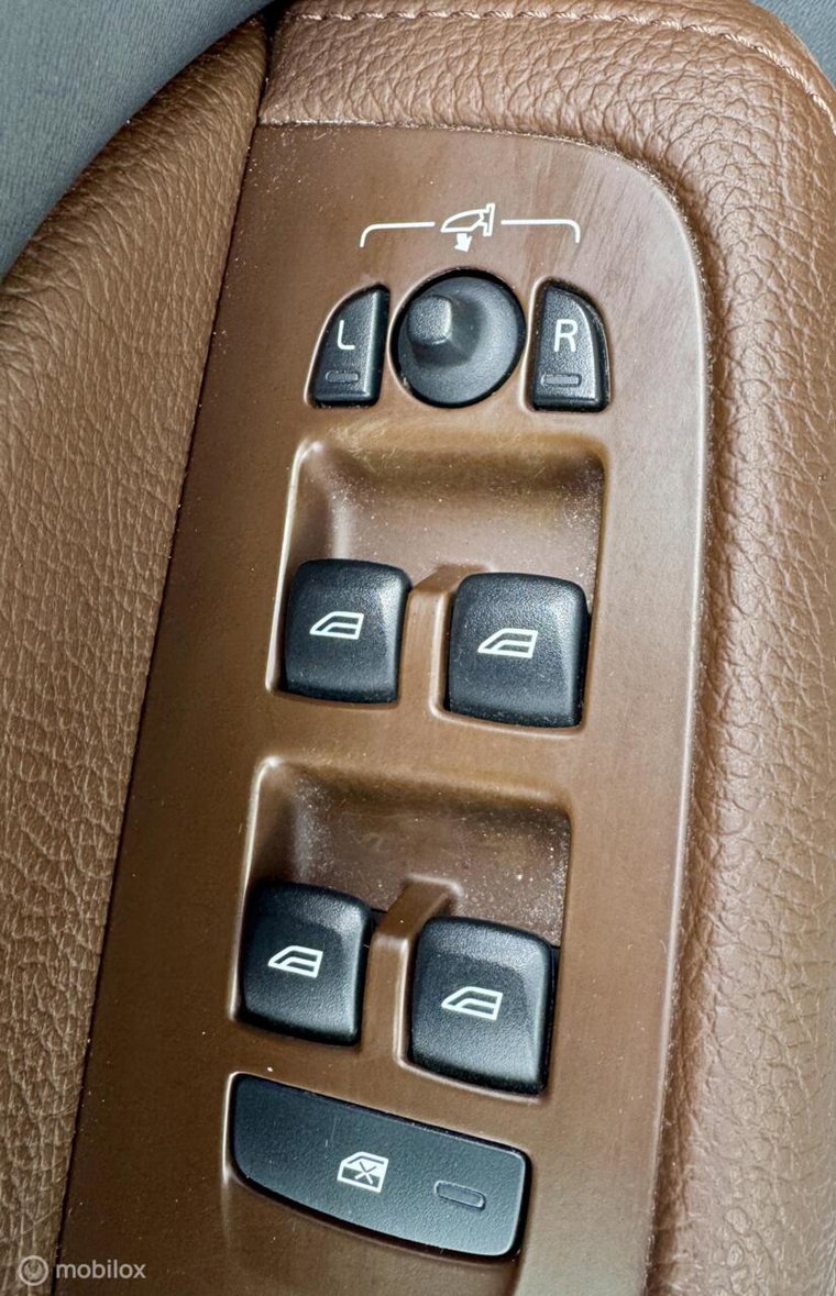 Vehicle Image 47