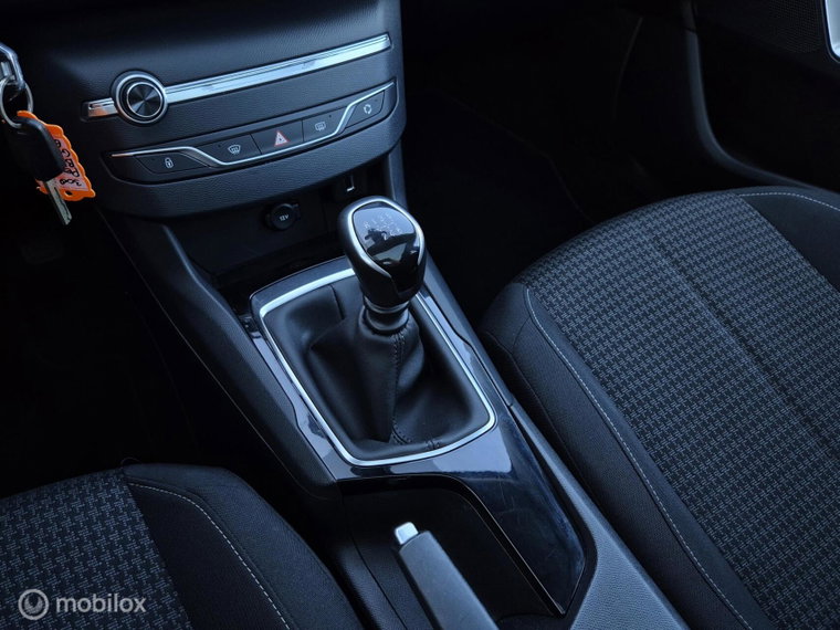 Vehicle Image 45