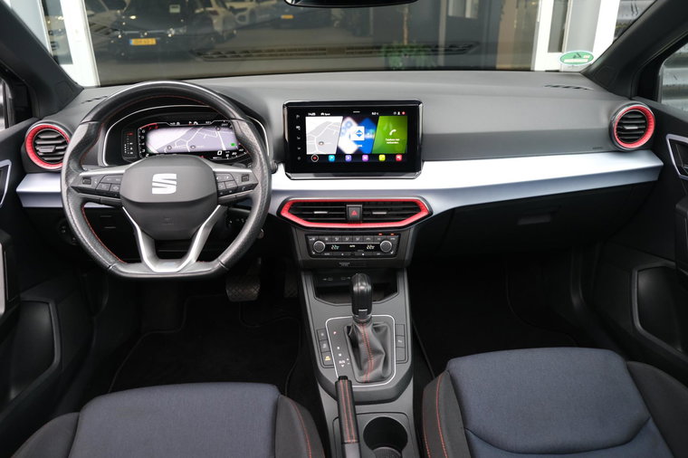 Vehicle Image 14