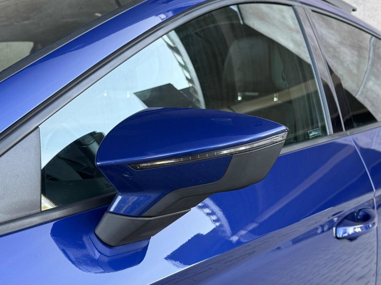 Vehicle Image 40