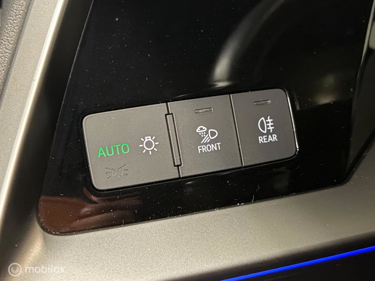 Vehicle Image 39