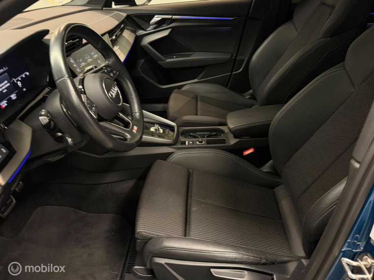 Vehicle Image 40
