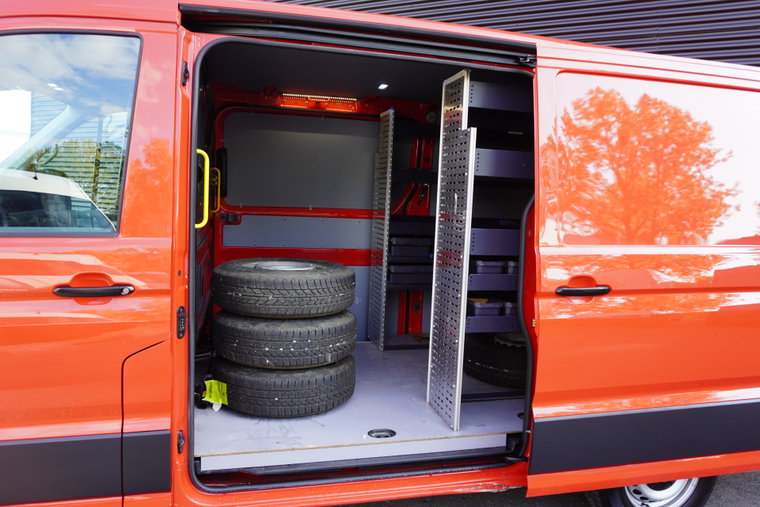 Vehicle Image 8