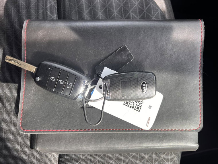 Vehicle Image 35