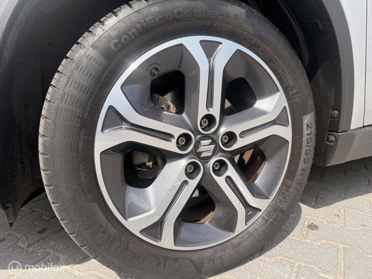 Vehicle Image 20
