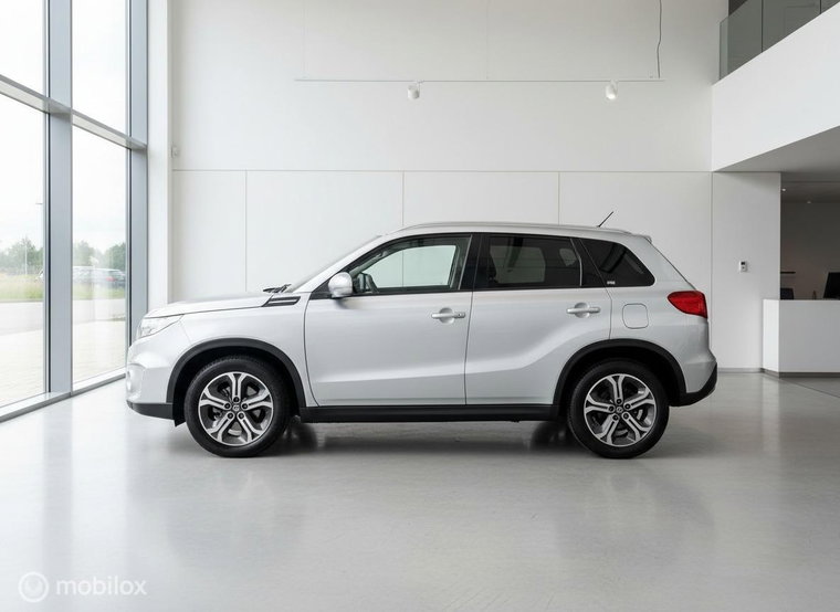 Vehicle Image 4
