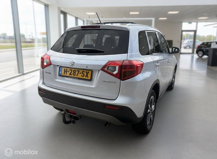 Vehicle Image 9