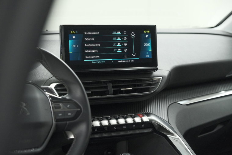 Vehicle Image 39
