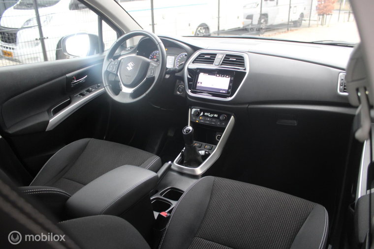 Vehicle Image 21