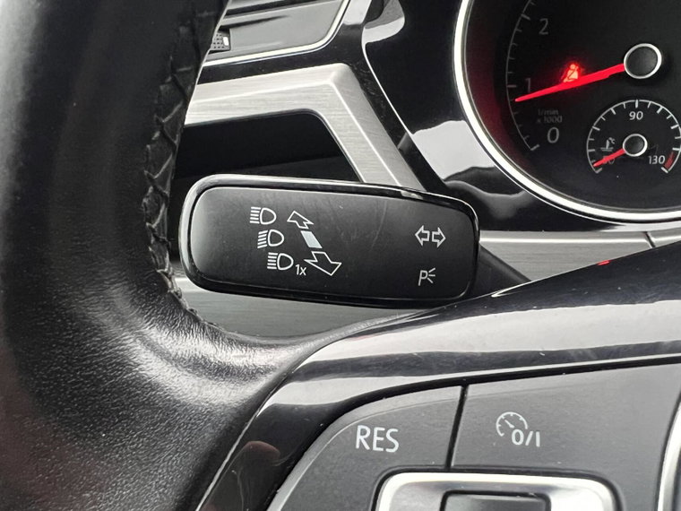Vehicle Image 38