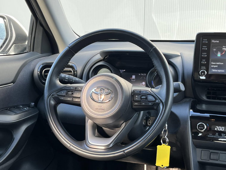 Vehicle Image 15