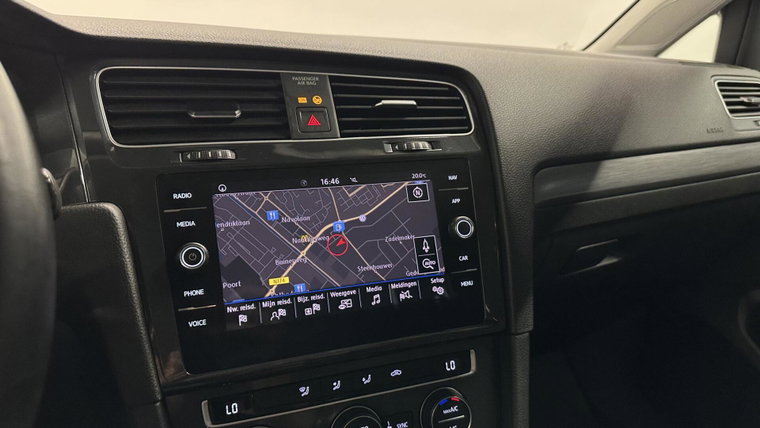 Vehicle Image 30