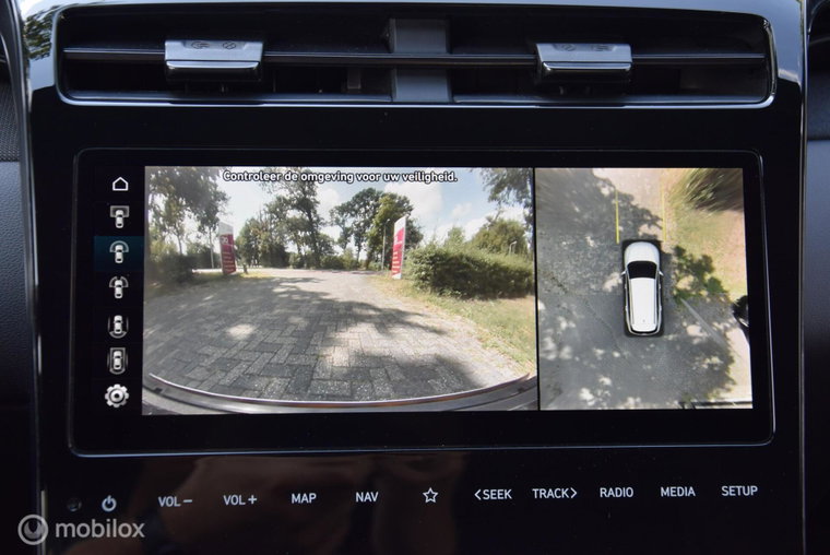 Vehicle Image 35