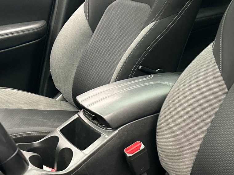 Vehicle Image 33
