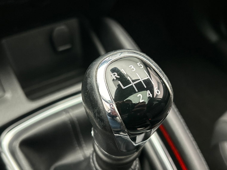 Vehicle Image 37