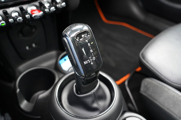 Vehicle Image 40