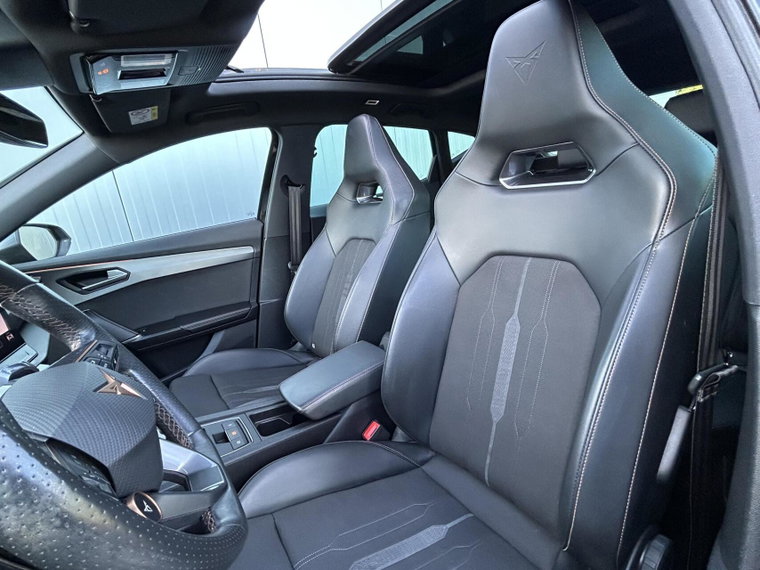 Vehicle Image 36