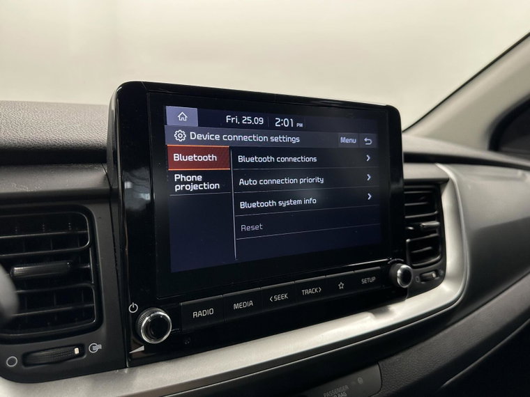 Vehicle Image 35