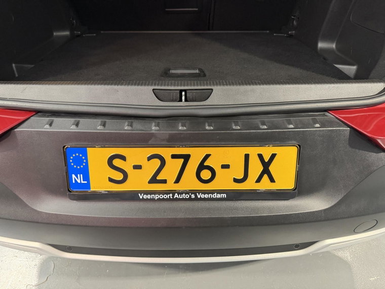 Vehicle Image 24