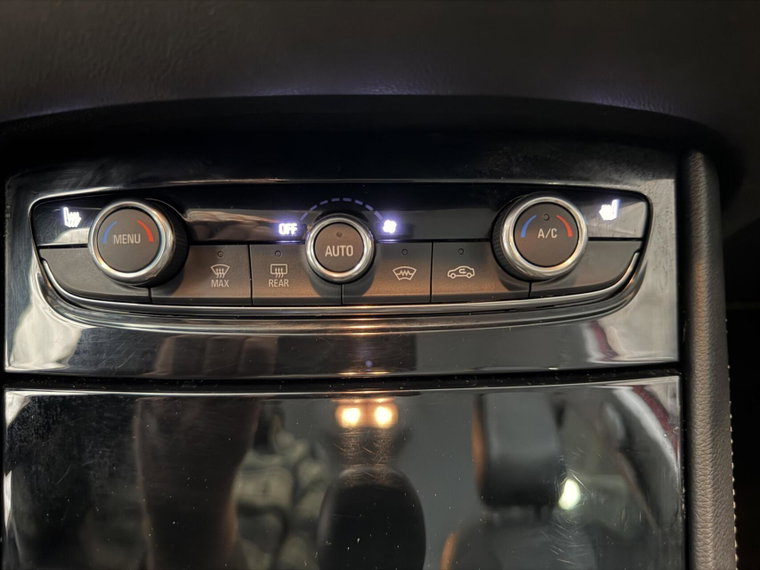 Vehicle Image 39
