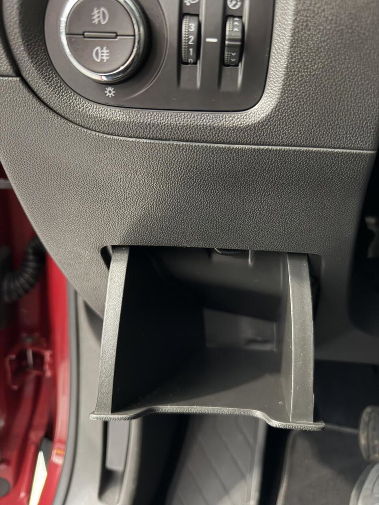 Vehicle Image 43
