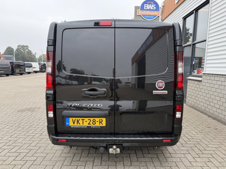 Vehicle Image 28