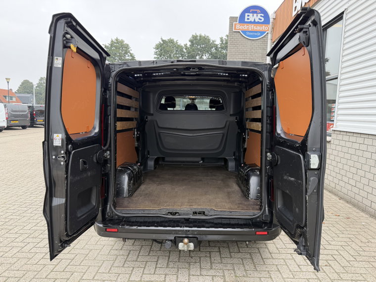 Vehicle Image 33