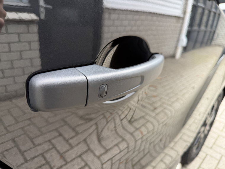 Vehicle Image 37
