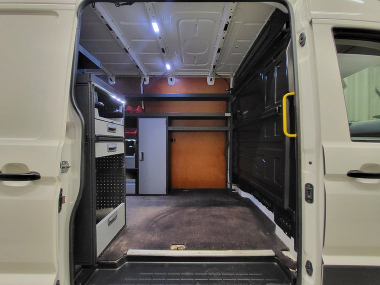 Vehicle Image 8