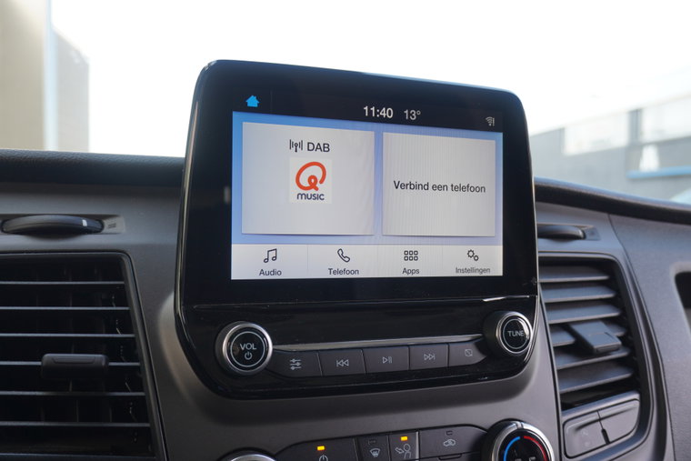 Vehicle Image 11