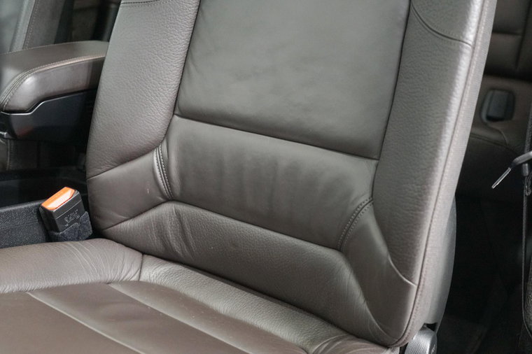 Vehicle Image 24