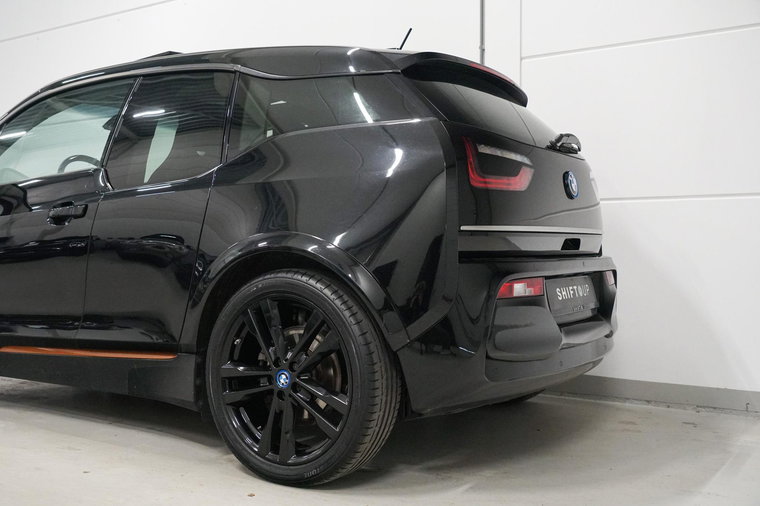 Vehicle Image 41