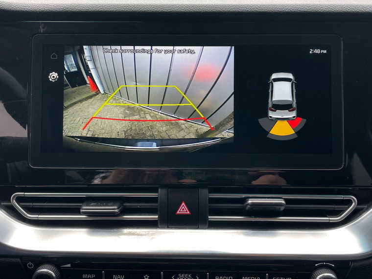 Vehicle Image 25