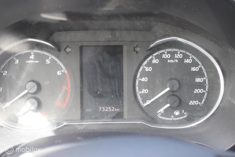 Vehicle Image 15