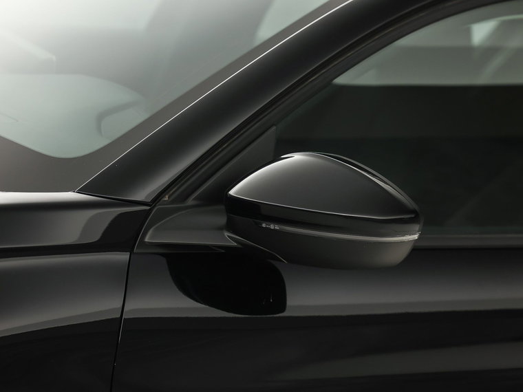 Vehicle Image 39