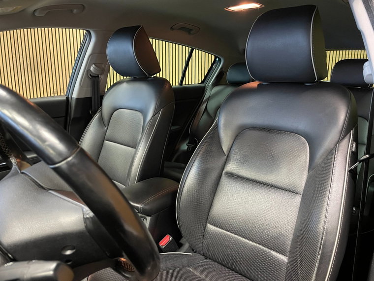 Vehicle Image 36